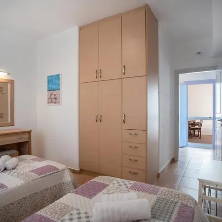 Дом отдыха Blue Xenia Paros Хриси-Акти