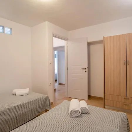 Blue Xenia Paros * Хриси-Акти