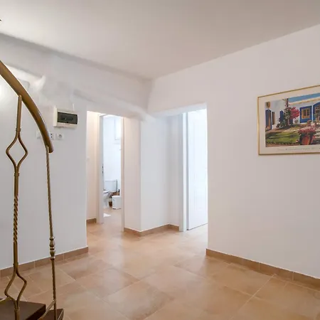 Дом отдыха Blue Xenia Paros *