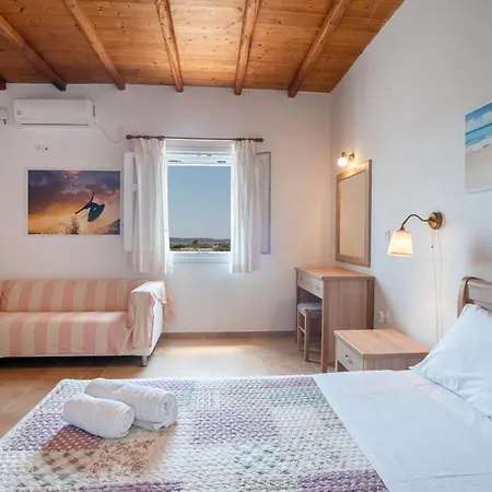 Дом отдыха Blue Xenia Paros Хриси-Акти