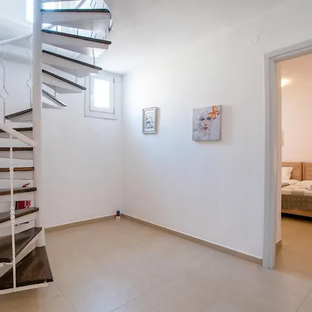 Дом отдыха Blue Xenia Paros Хриси-Акти