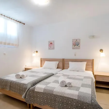 Дом отдыха Blue Xenia Paros