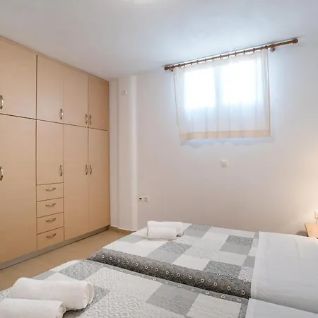 Дом отдыха Blue Xenia Paros *